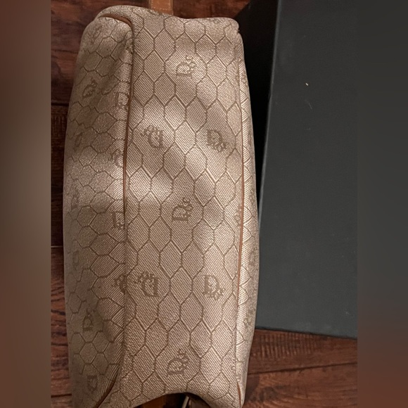 Gorgeous vintage Dior crossbody purse - Picture 3 of 6